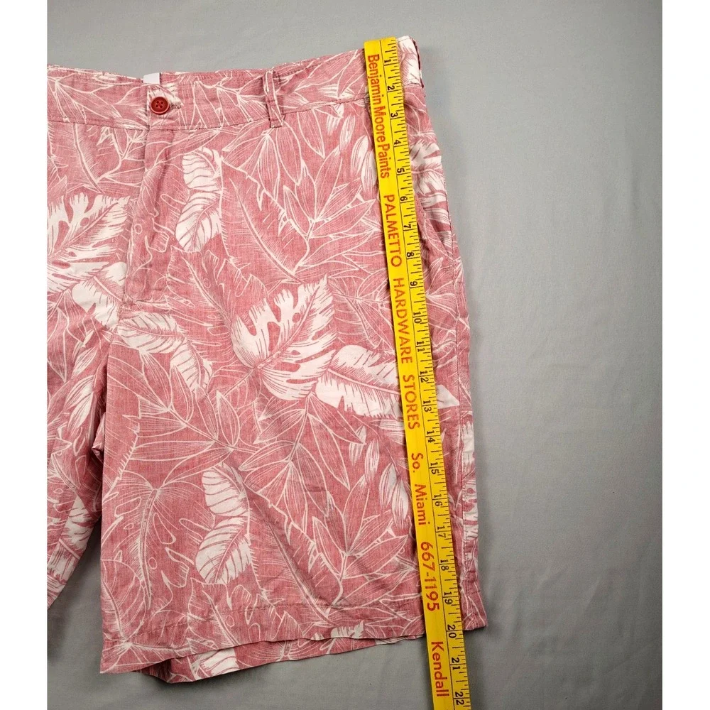 IZOD Saltwater Men's 40 Pink Tropical Palm Leaf Shorts Beach Resort Chino Casual
